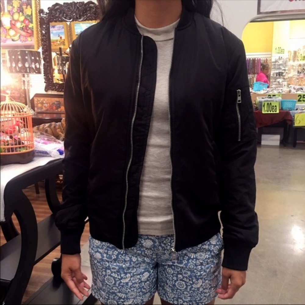 NWOT Francesca's Bomber Jacket